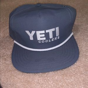 Yeti hat